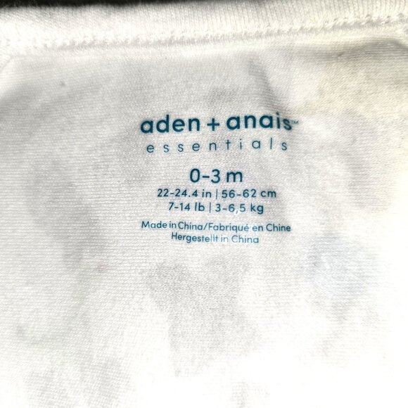 Aden + Anais Essential Wrap Swaddle Zip Bottom Animal Alphabet Print Size 0-3 - Picture 5 of 6